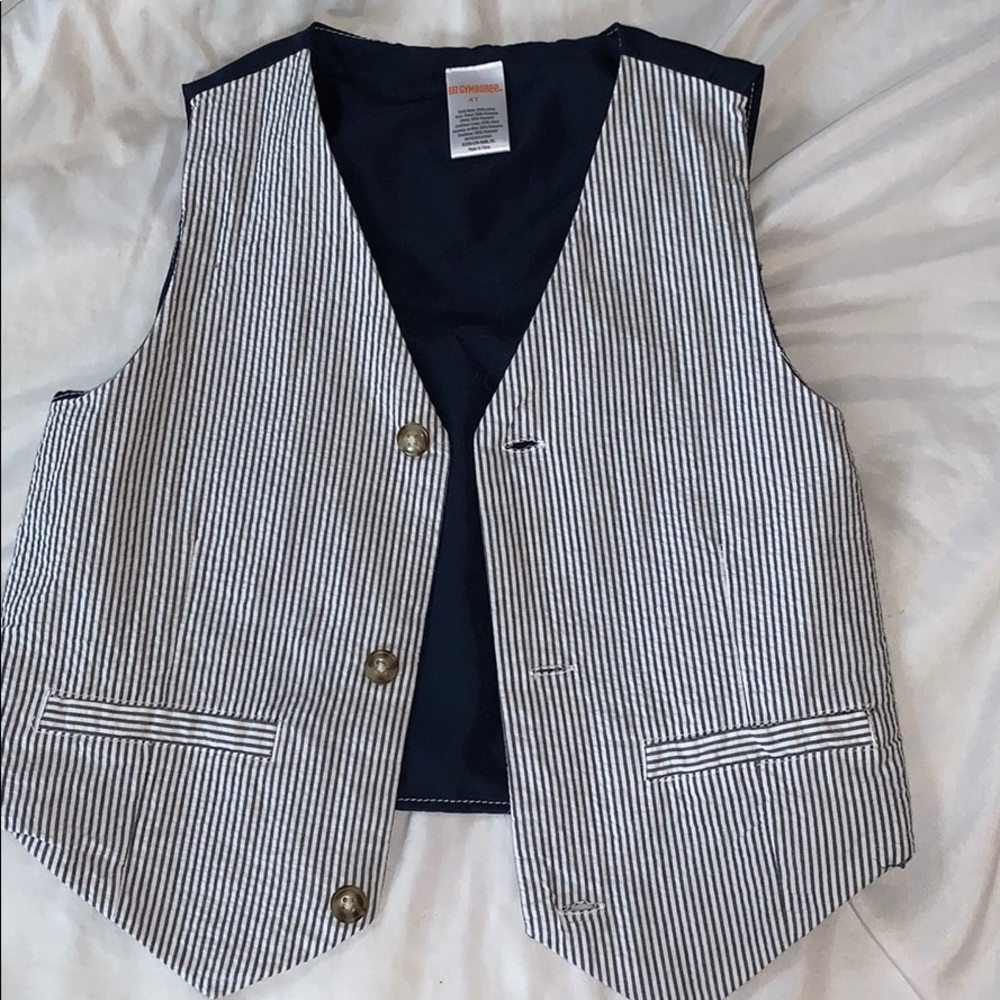Gymboree 4T seersucker vest.